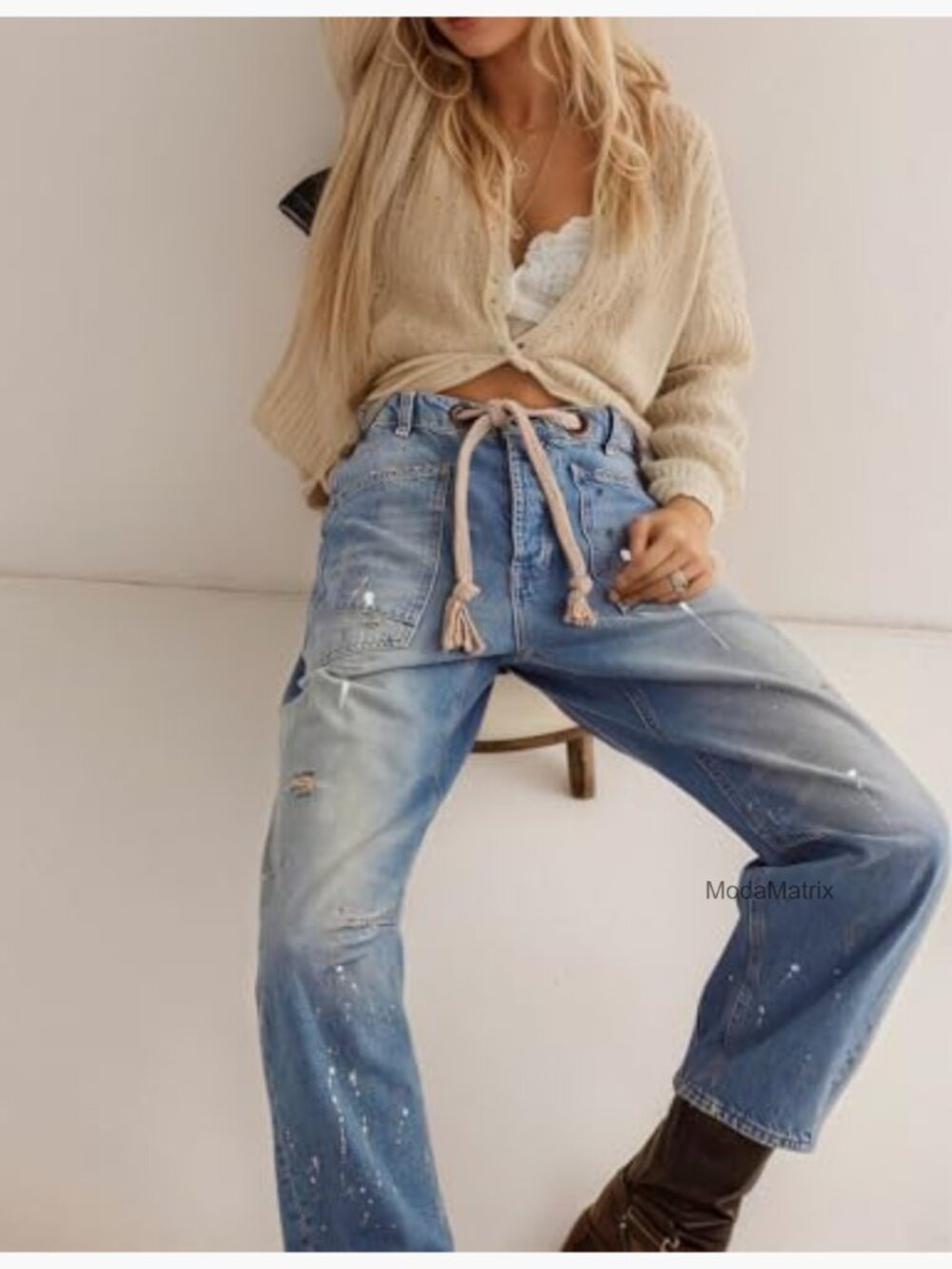 Mid-Low Rise Barrel Jeans with Drawstring Elastic Waist - Picture 3 of 7
